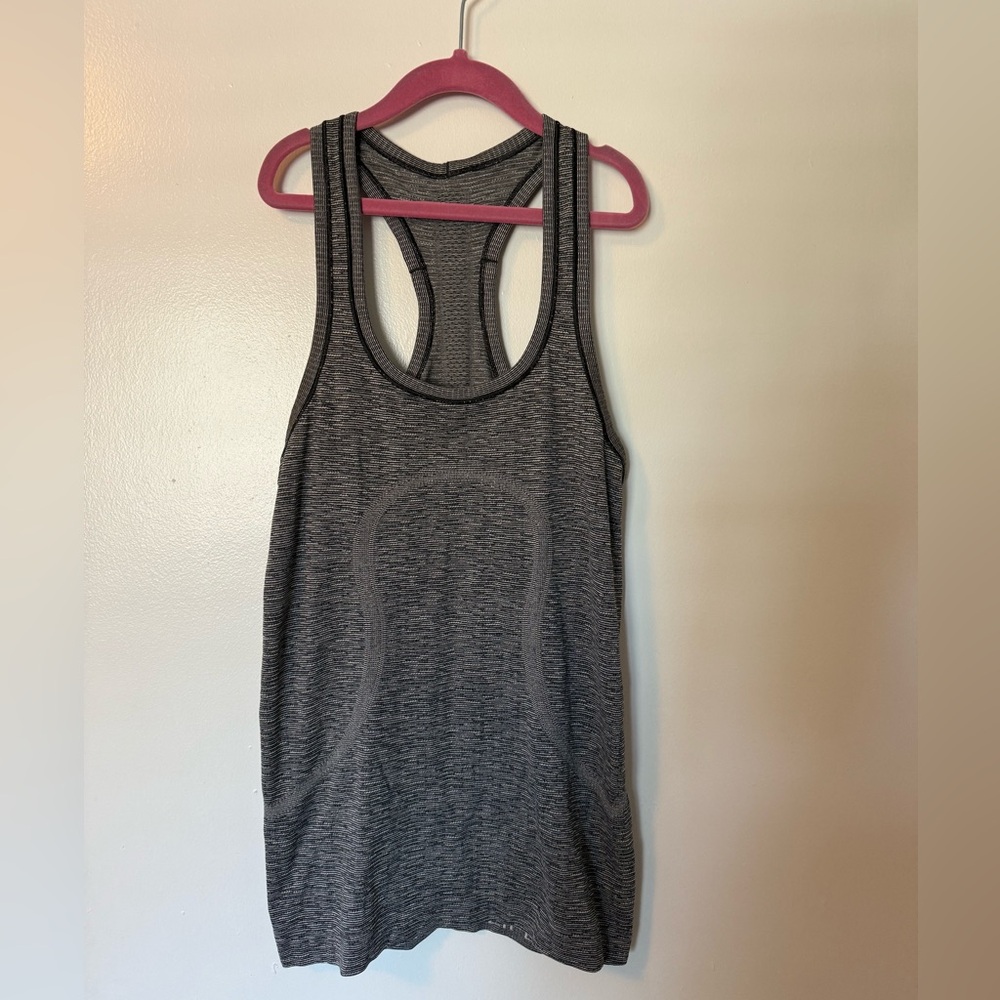 Lululemon Swiftly Racerback Tank - Hip Length